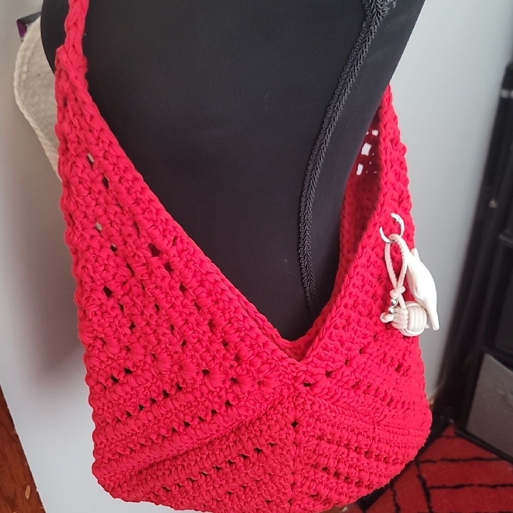 Handmade Red Crochet Shoulder Bag With White Star Bag Charm - Picture 3 of 11